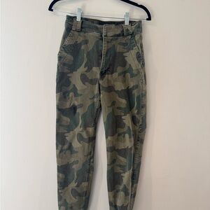 Hollister Green Camouflage Pants